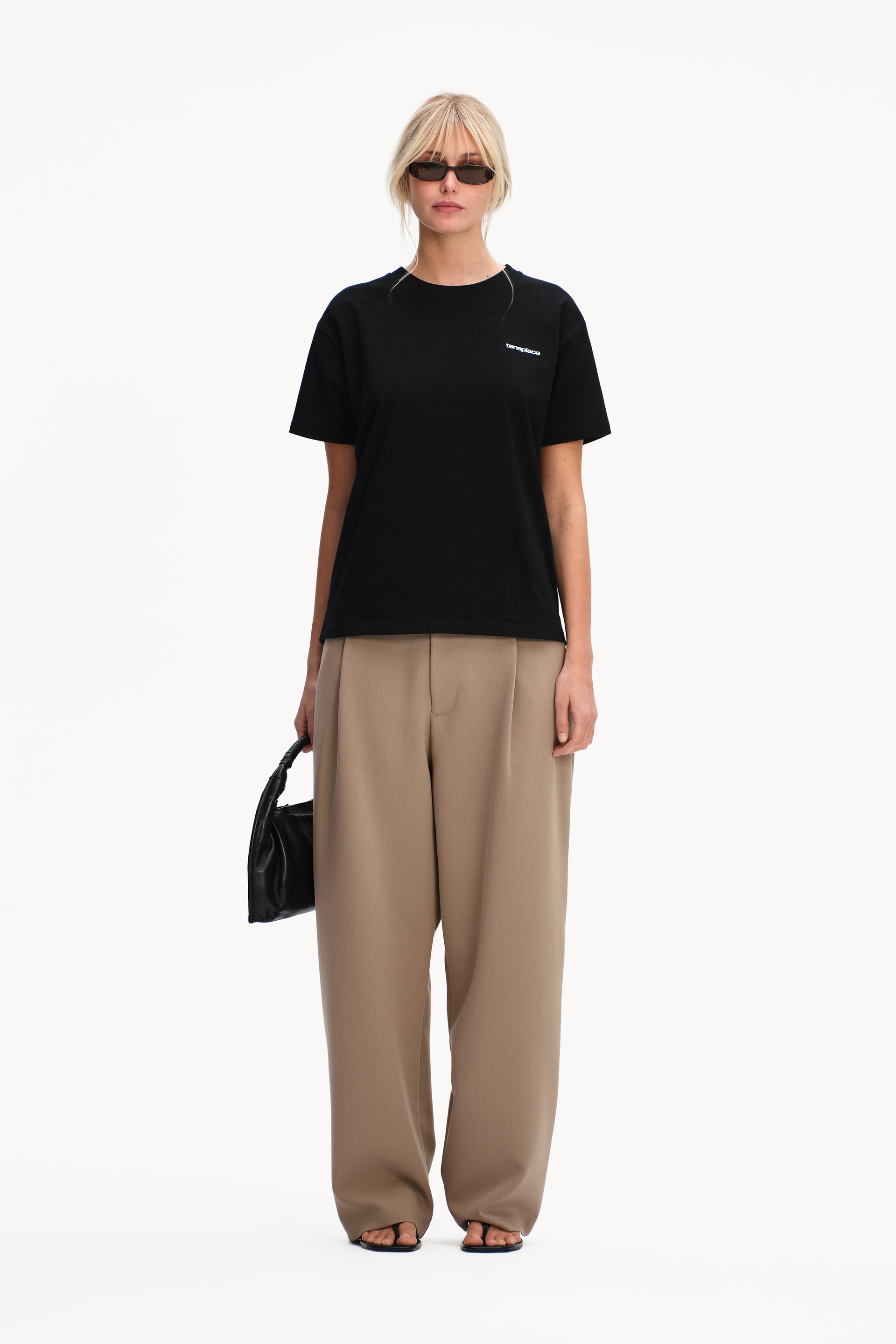 OVERSIZED T-SHIRT