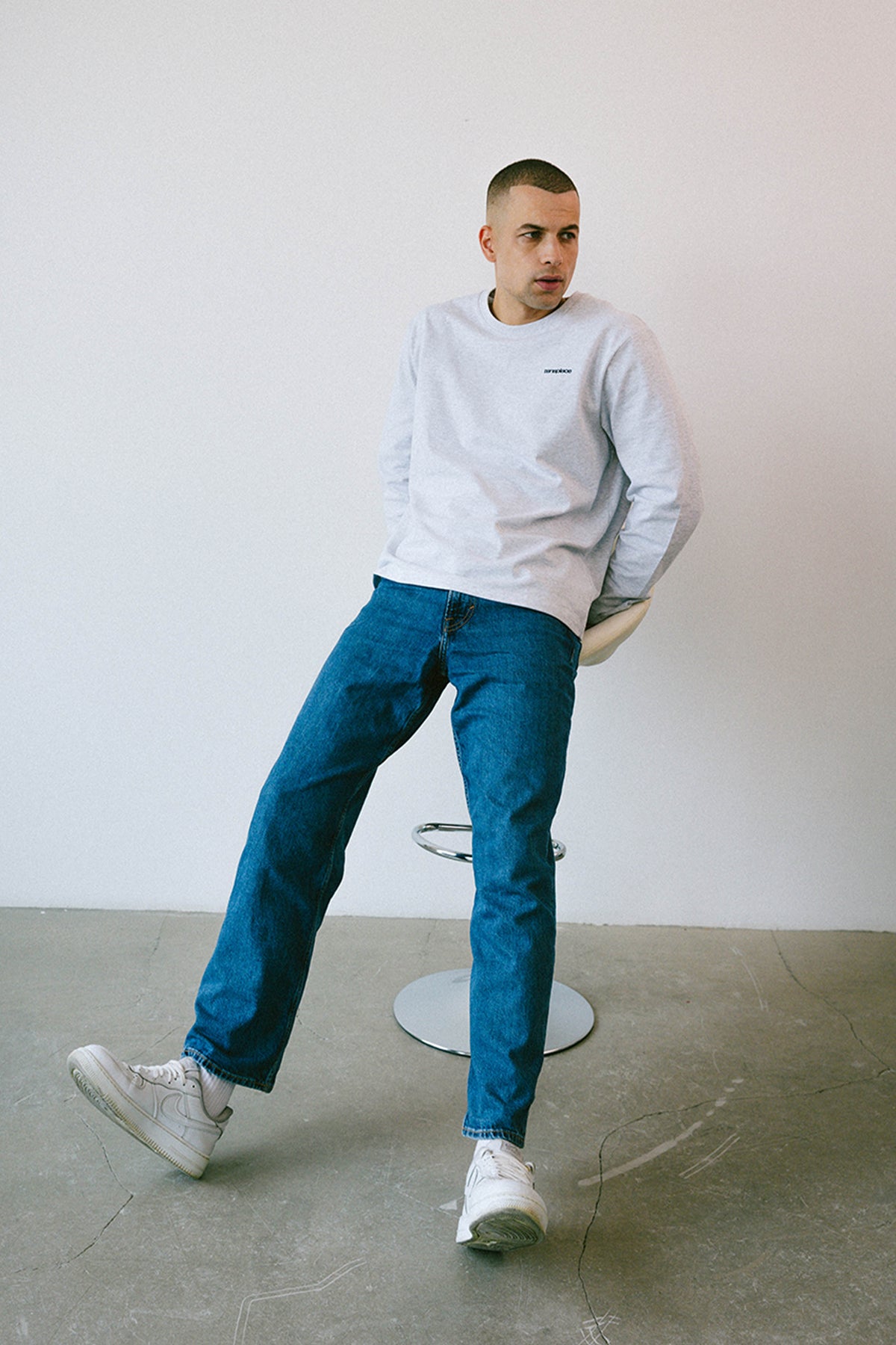 LONG SLEEVE T-SHIRT