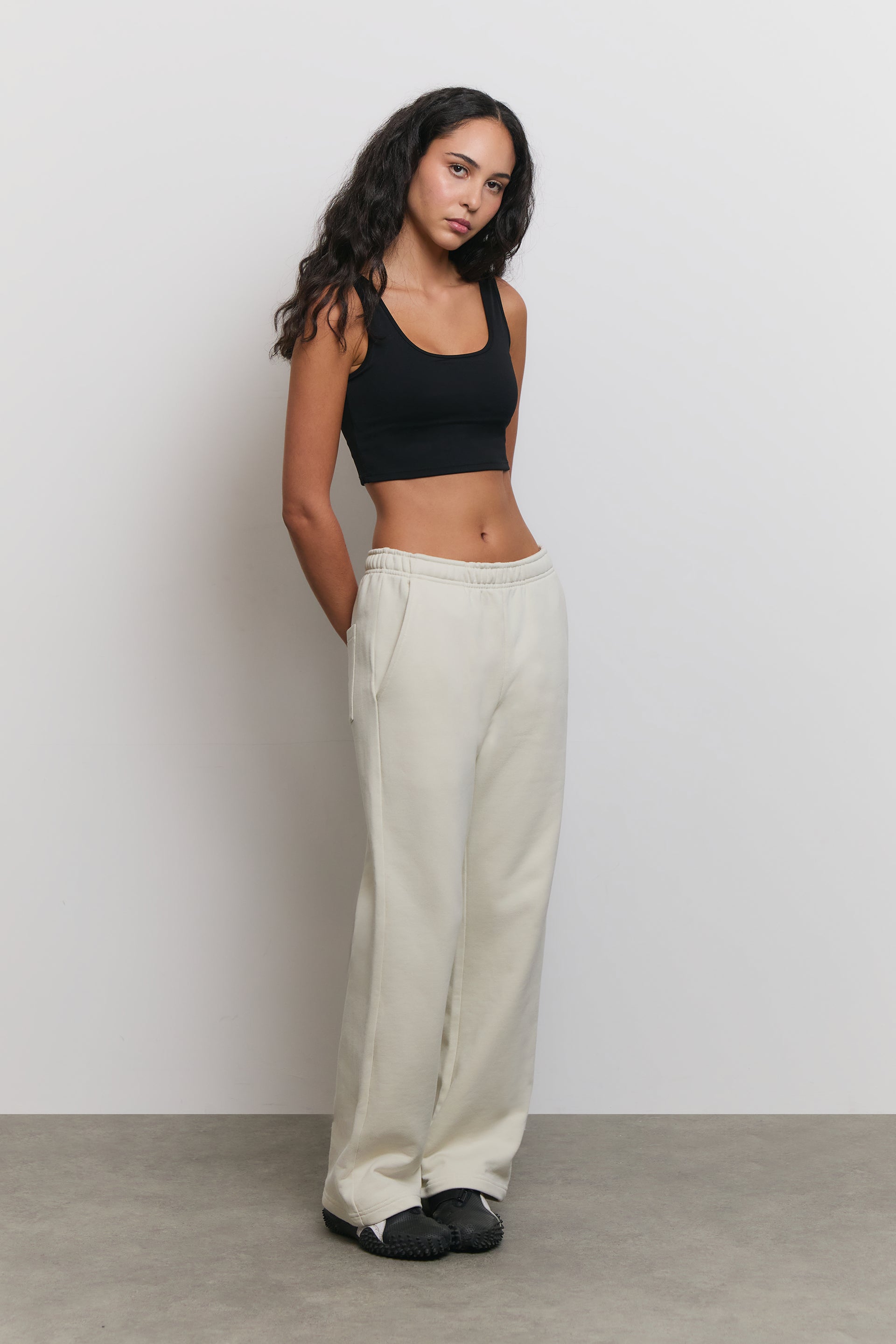 WIDE LEG SWEATPANT