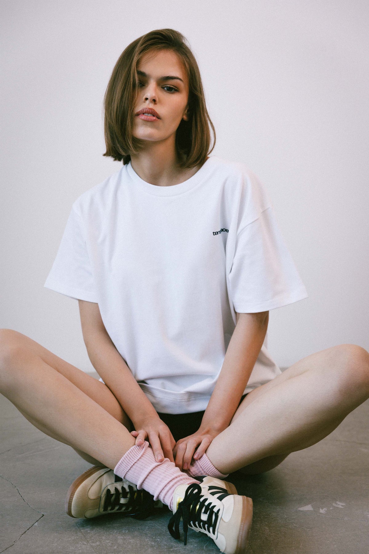 OVERSIZED T-SHIRT