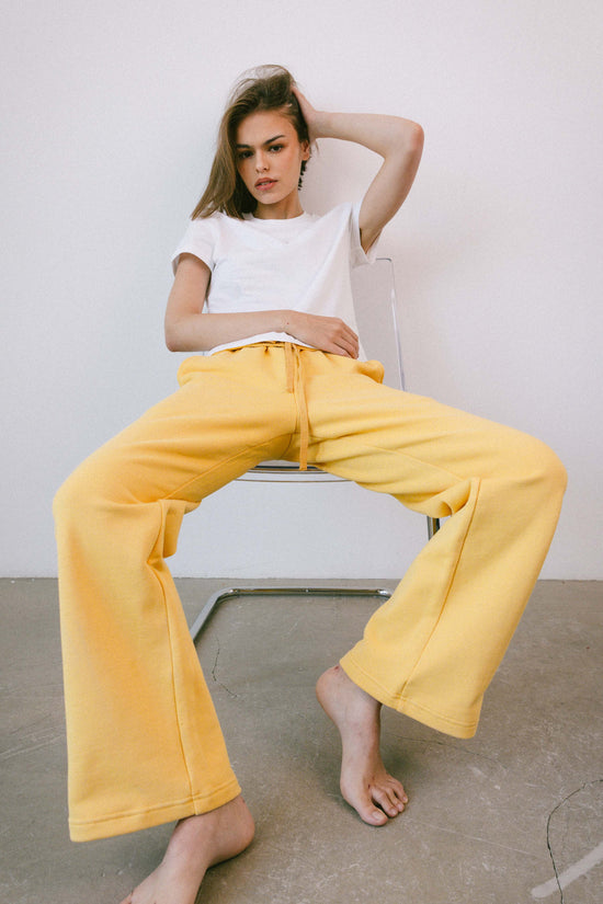 WIDE LEG SWEATPANT